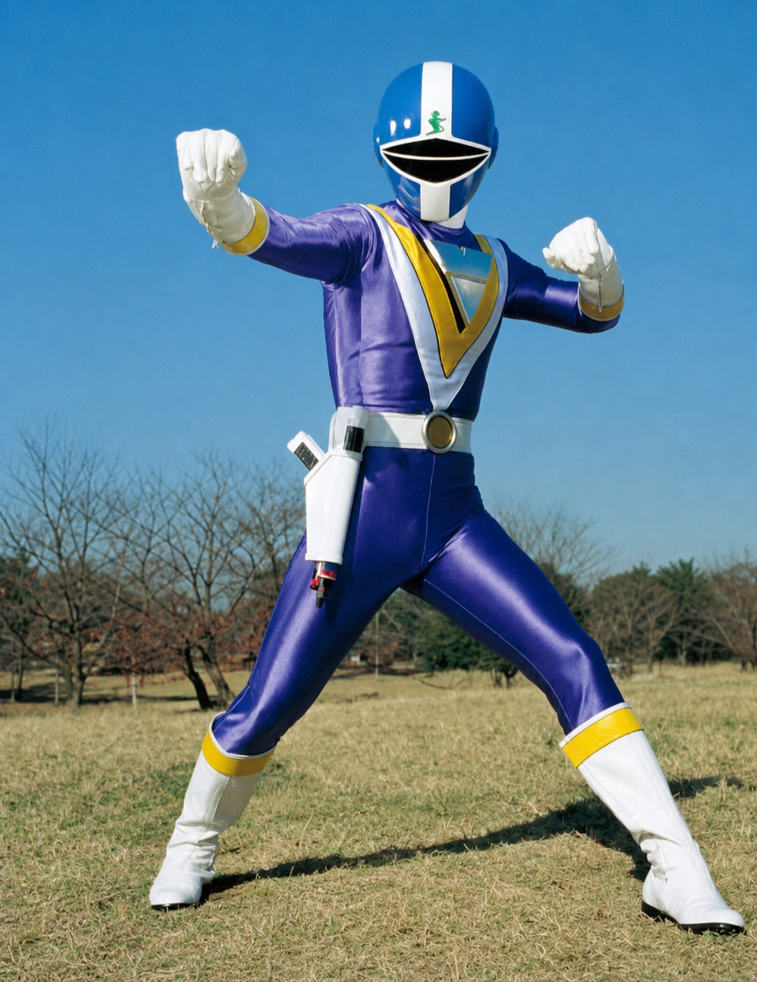 Herói de Super Sentai em pose de combate
